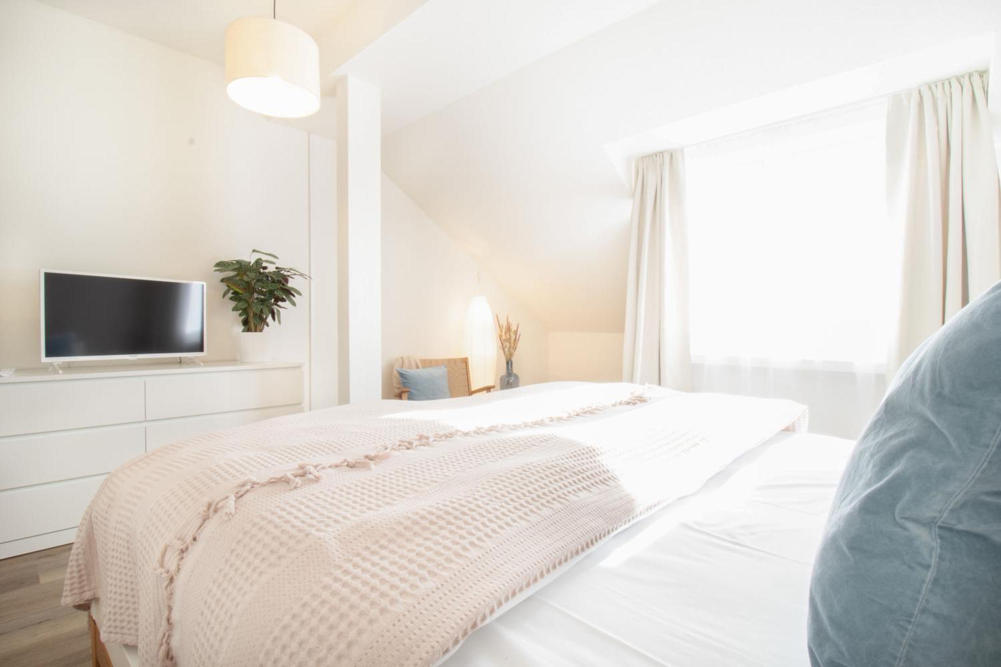 Loewe Apartment Blau Neuhausen Am Rheinfall Dış mekan fotoğraf